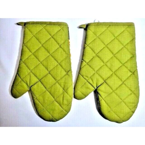 Autumn Leaves and Berries 2 Oven Mitts Kitchen Fall Holiday Cotton Green Gift - Picture 2 of 2